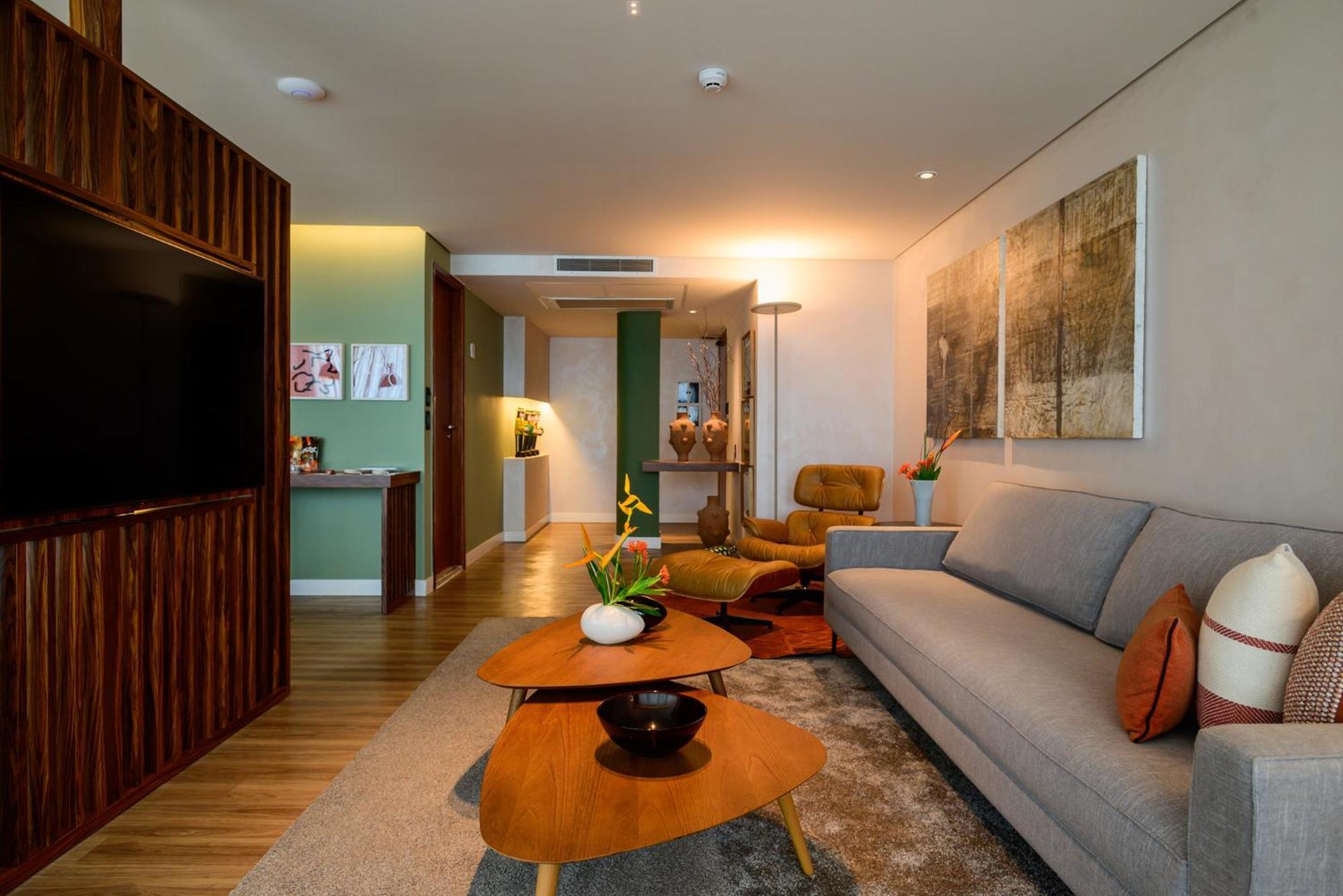 Executive Suite